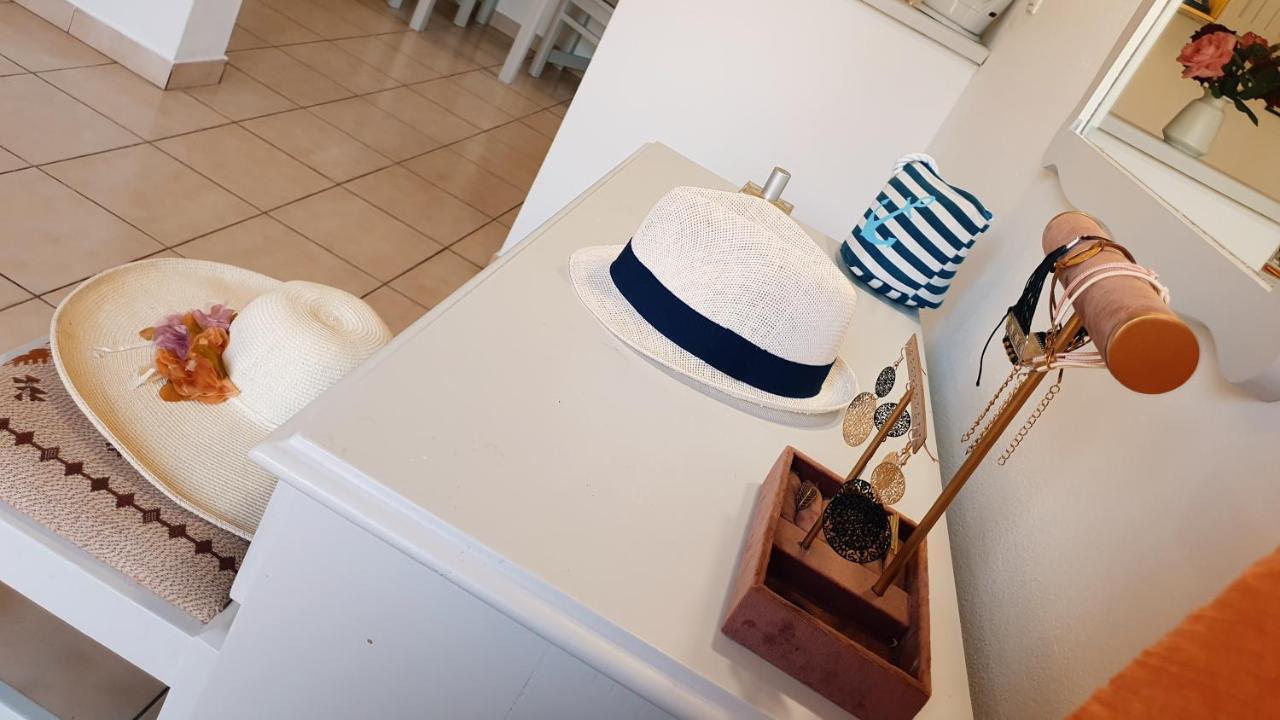 Aphrodite Studios & Apt With Pool Lákka المظهر الخارجي الصورة