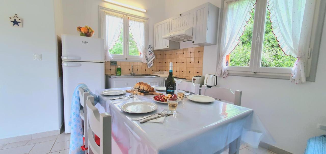Aphrodite Studios & Apt With Pool Lákka المظهر الخارجي الصورة