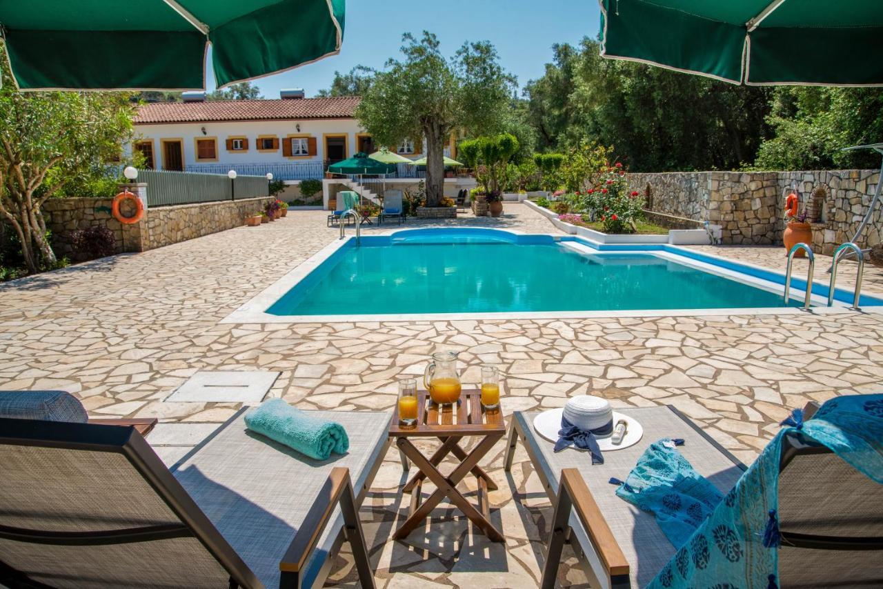 Aphrodite Studios & Apt With Pool Lákka المظهر الخارجي الصورة